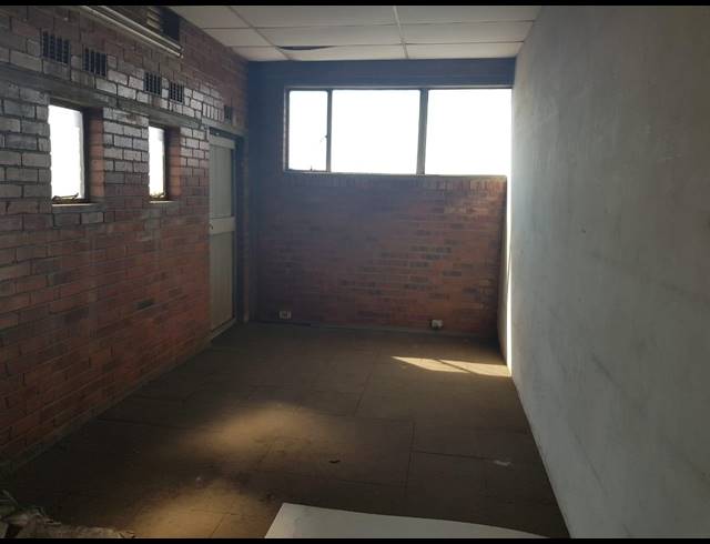 3,988M² INVESTMENT FOR SALE IN CITY DEEP